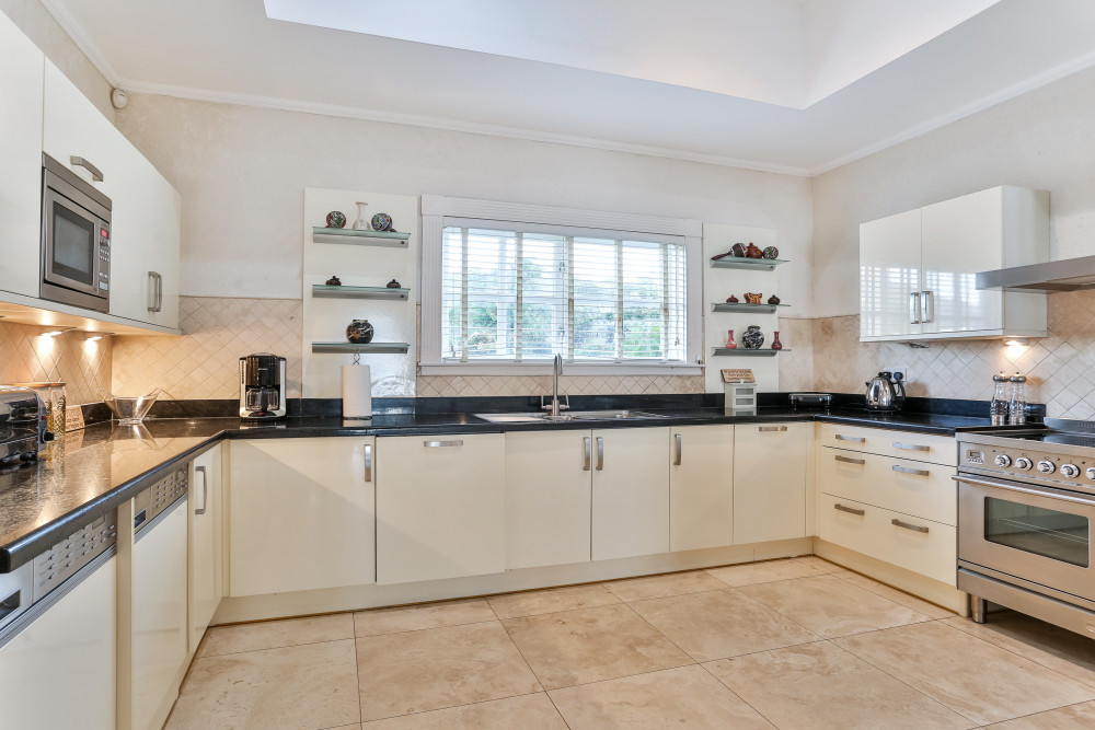 Cayman Villa (3 bedroom)