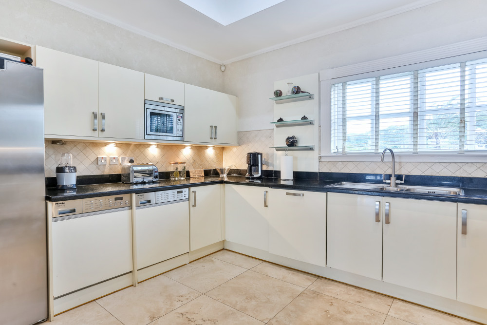 Cayman Villa (3 bedroom)