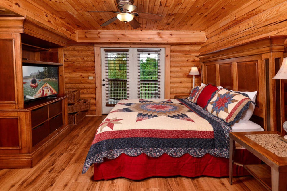 Pigeon Forge 221