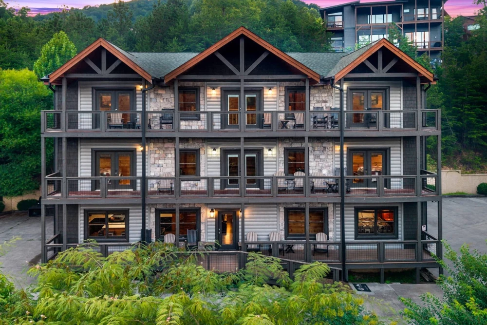Pigeon Forge 90