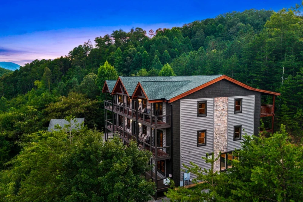Pigeon Forge 90