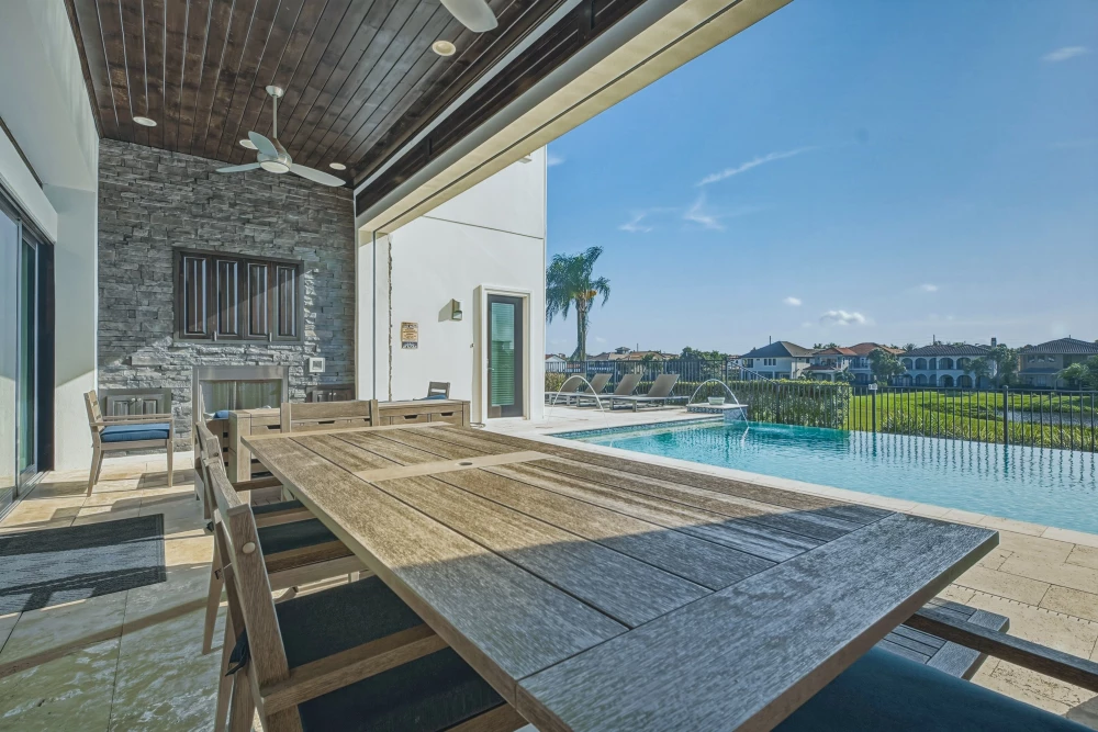 Reunion Resort 7000