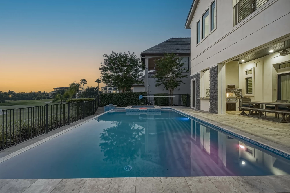 Reunion Resort 7000