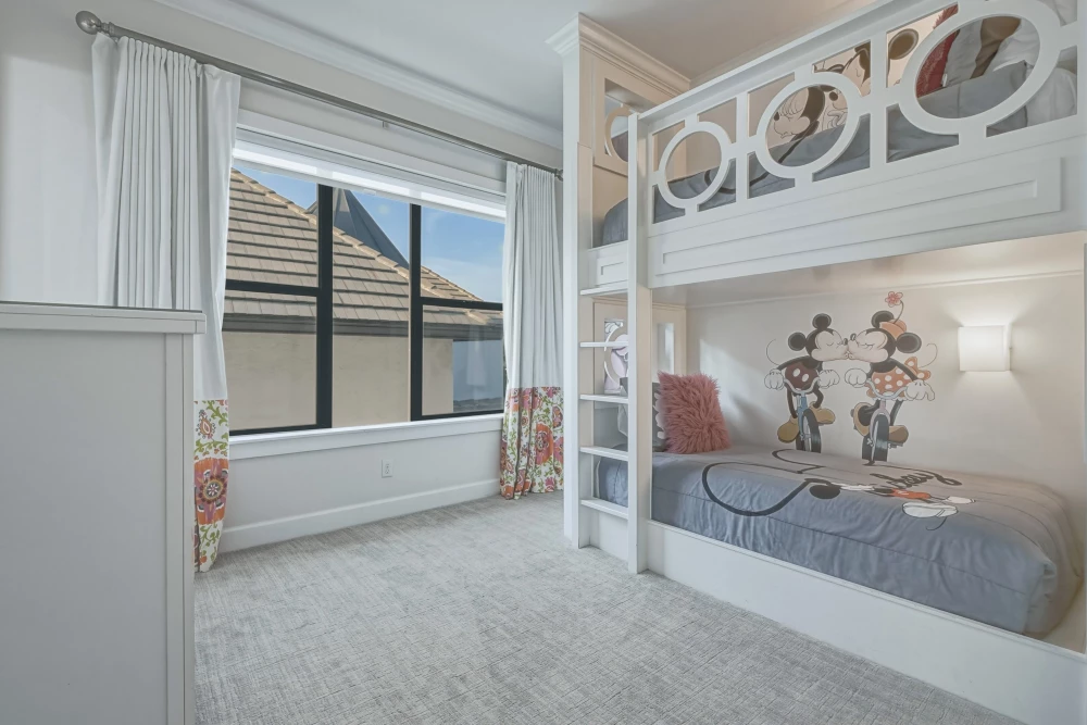 Reunion Resort 7000