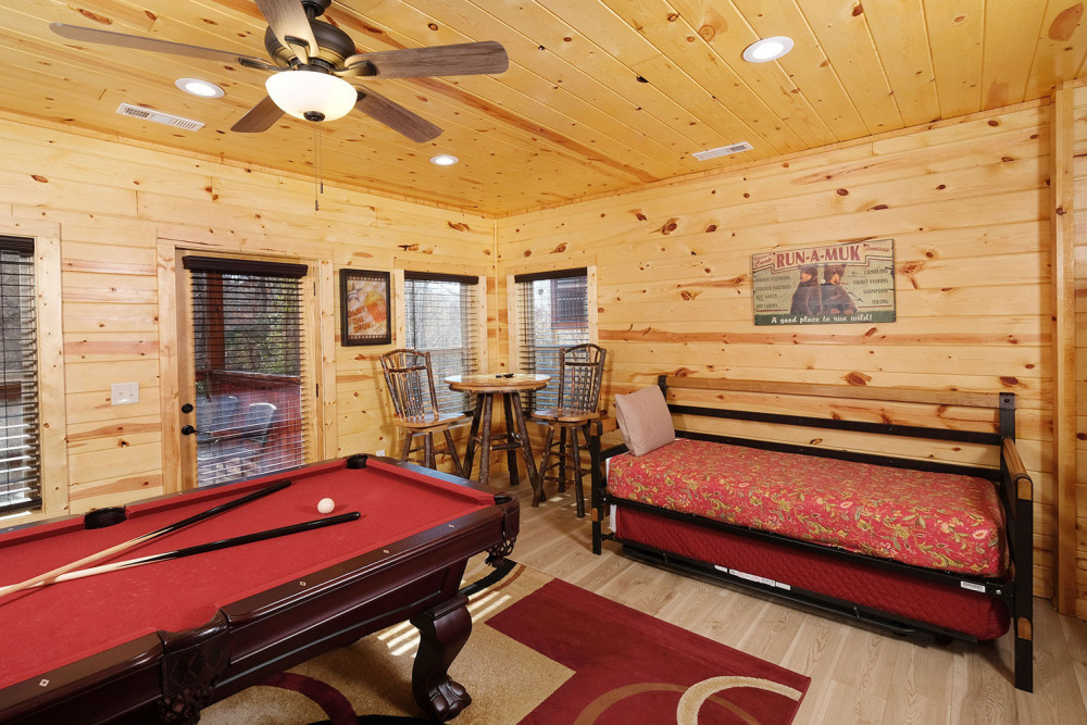 Pigeon Forge 208