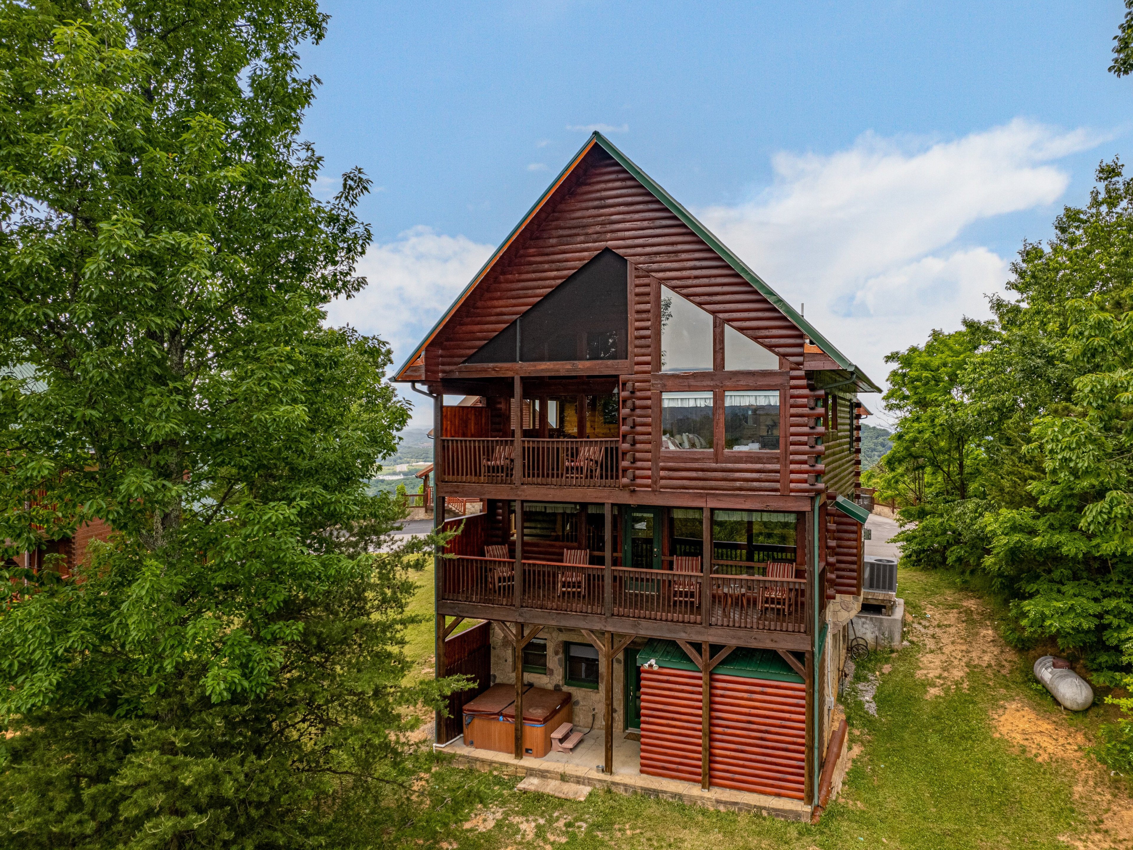 Sevierville 15 cabin rental near Dollywood