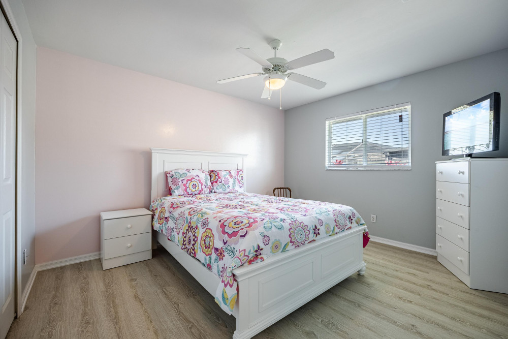 Cape Coral 823