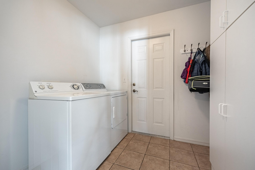 Cape Coral 823