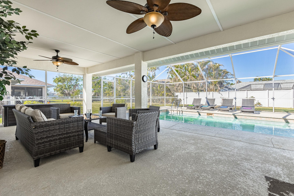Cape Coral 823