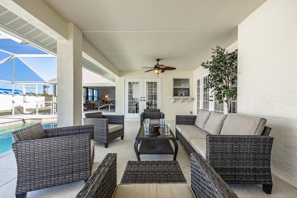 Cape Coral 823