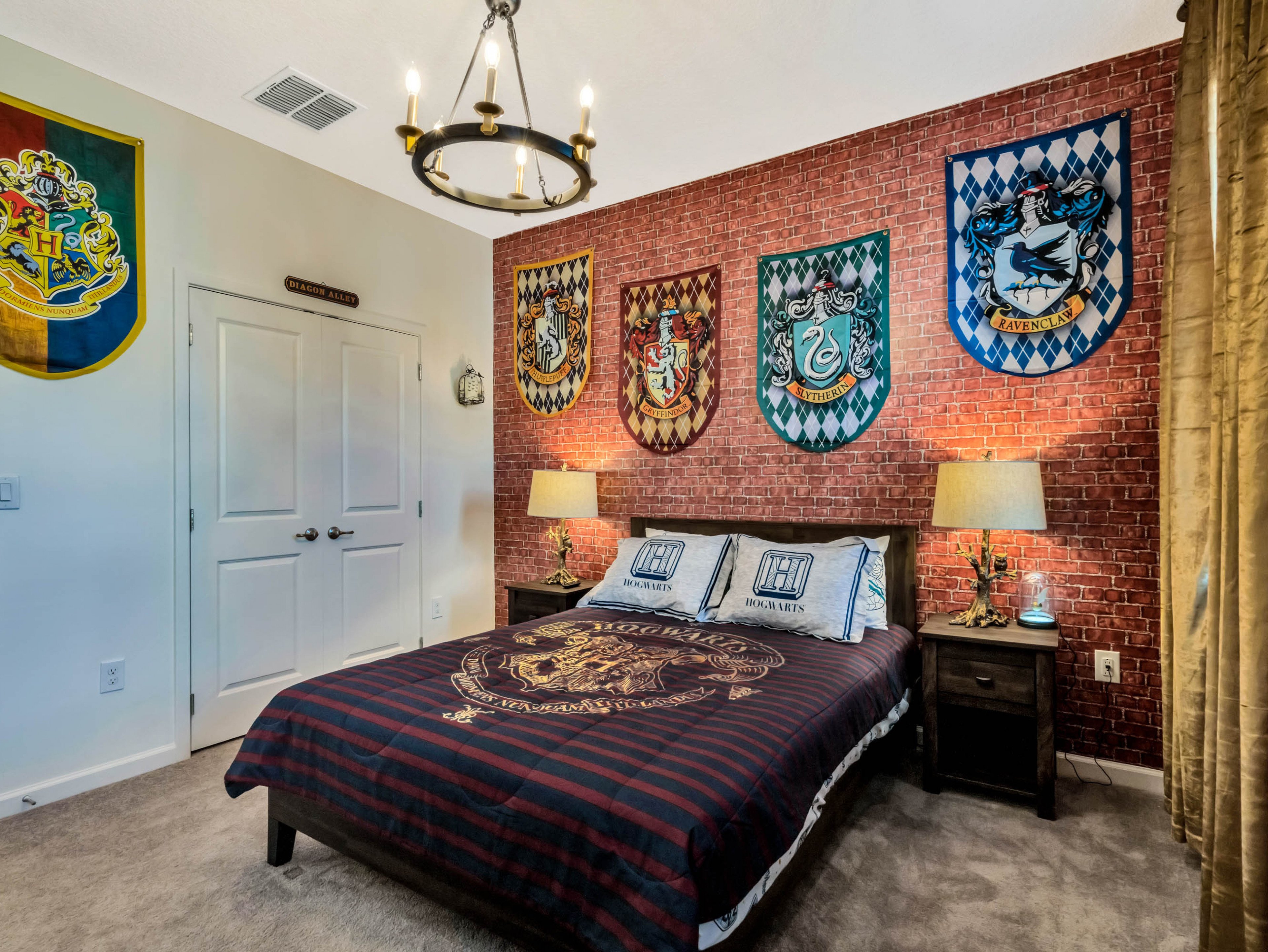 Bella Vida Resort 187 rentals with themed rooms for Harry Potter fans