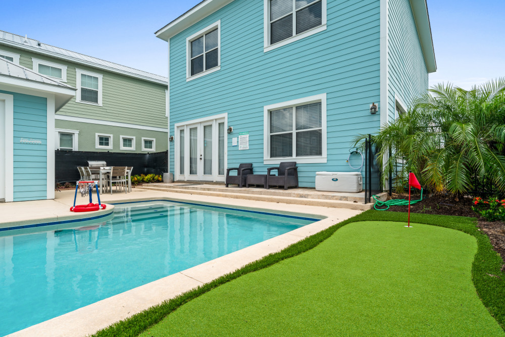 Reunion Resort 57