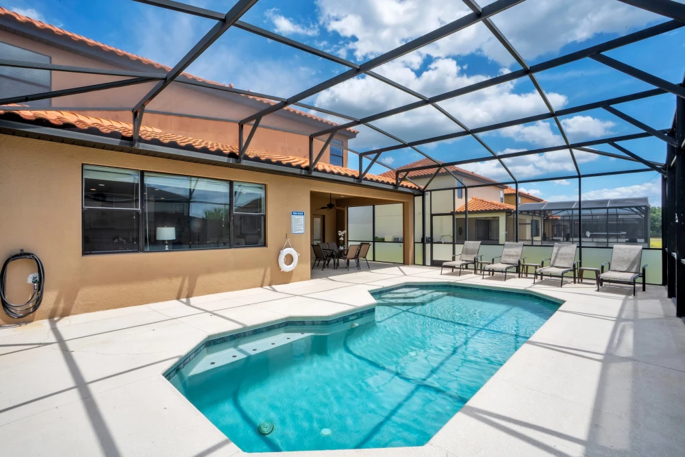 Providence Resort 70