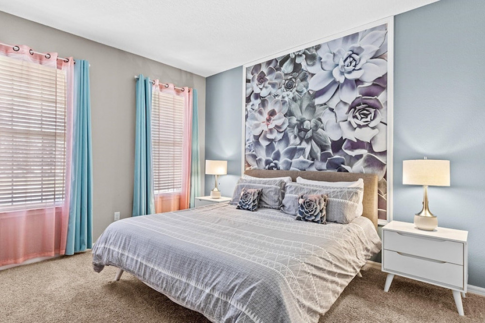 Solara Resort 472