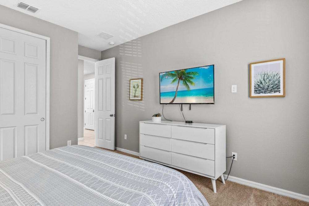 Solara Resort 472
