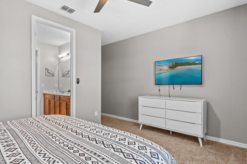 Solara Resort 472