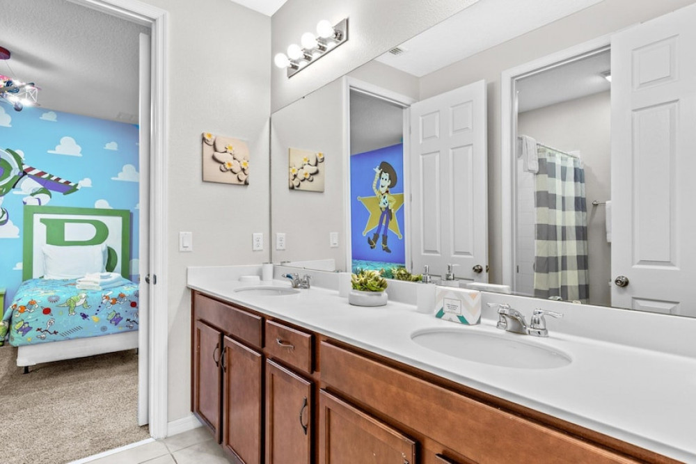 Solara Resort 472
