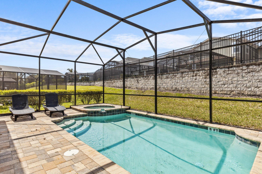 Solara Resort 472
