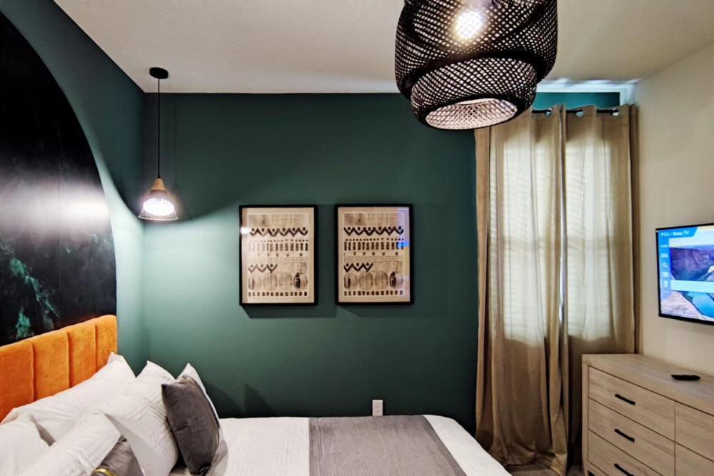 Solara Resort 468