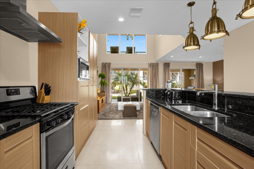 Magic Village Yards 6