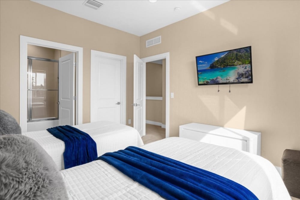 Magic Village Yards 6