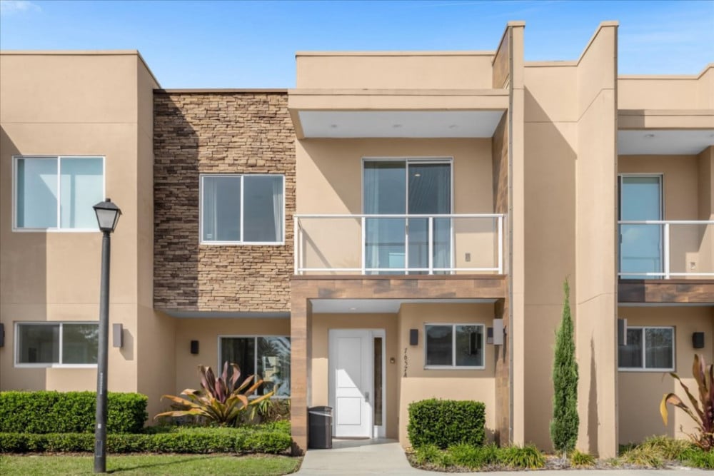 Magic Village Yards 6