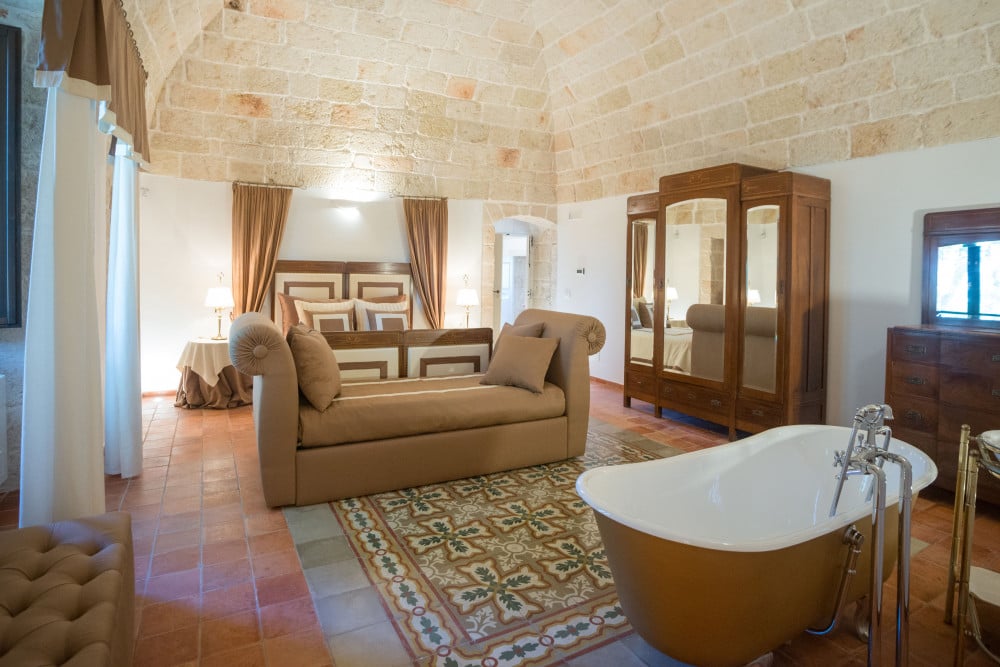 Masseria Tarsia Incuria