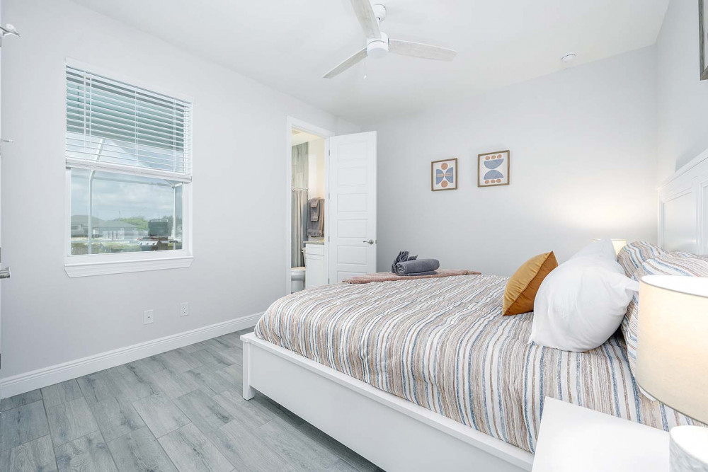 Cape Coral 851