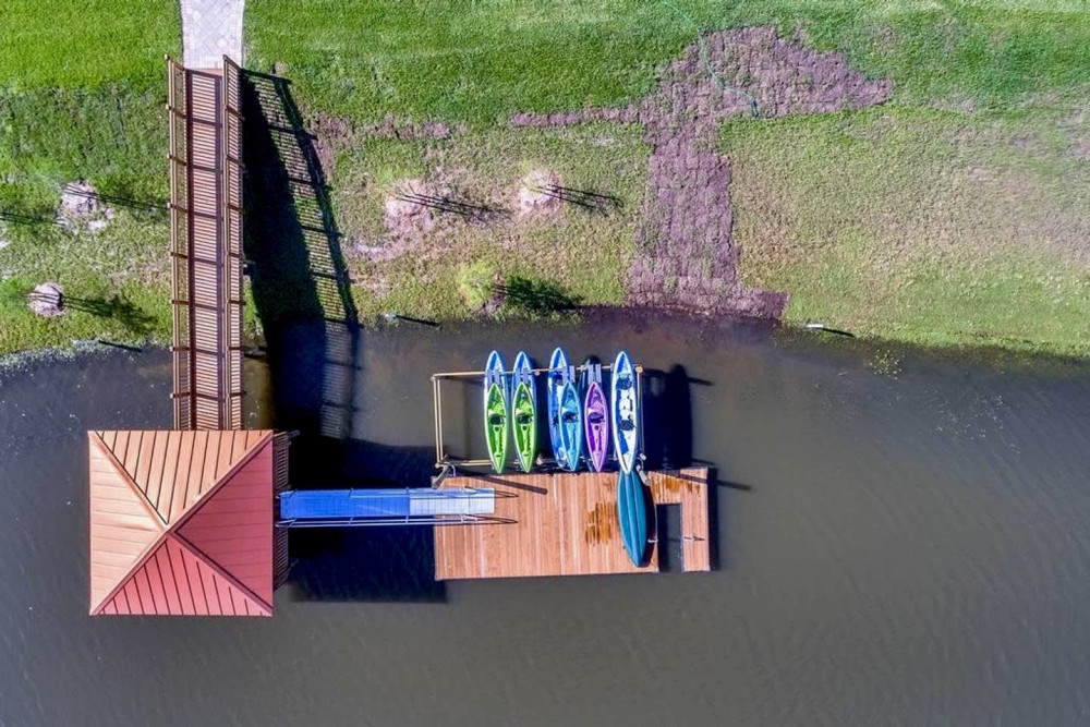 Storey Lake resort 469
