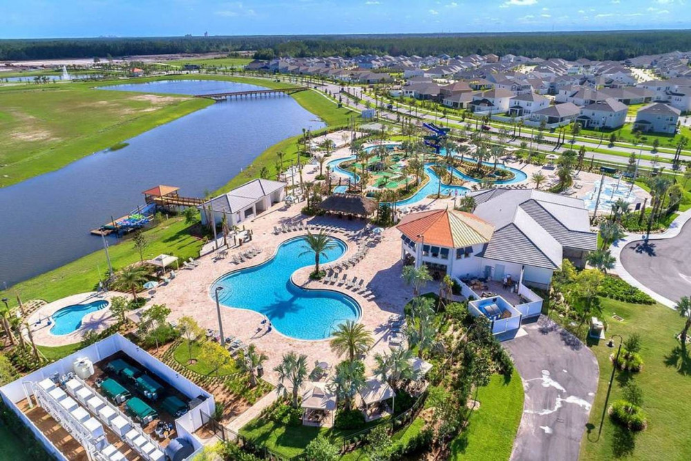 Storey Lake resort 469