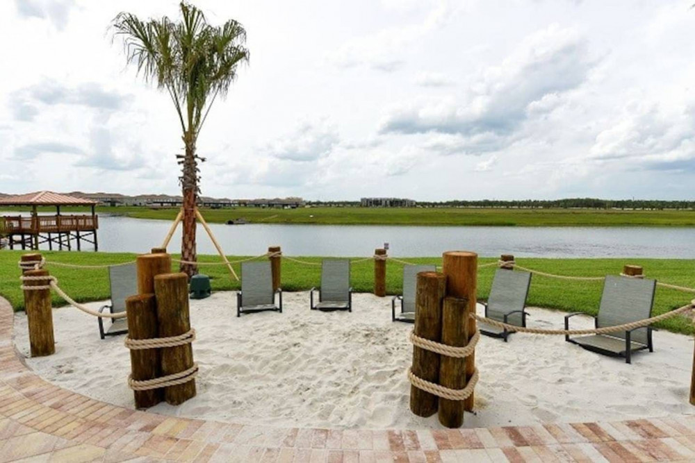 Storey Lake resort 469