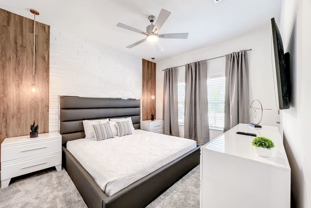 Storey Lake resort 462