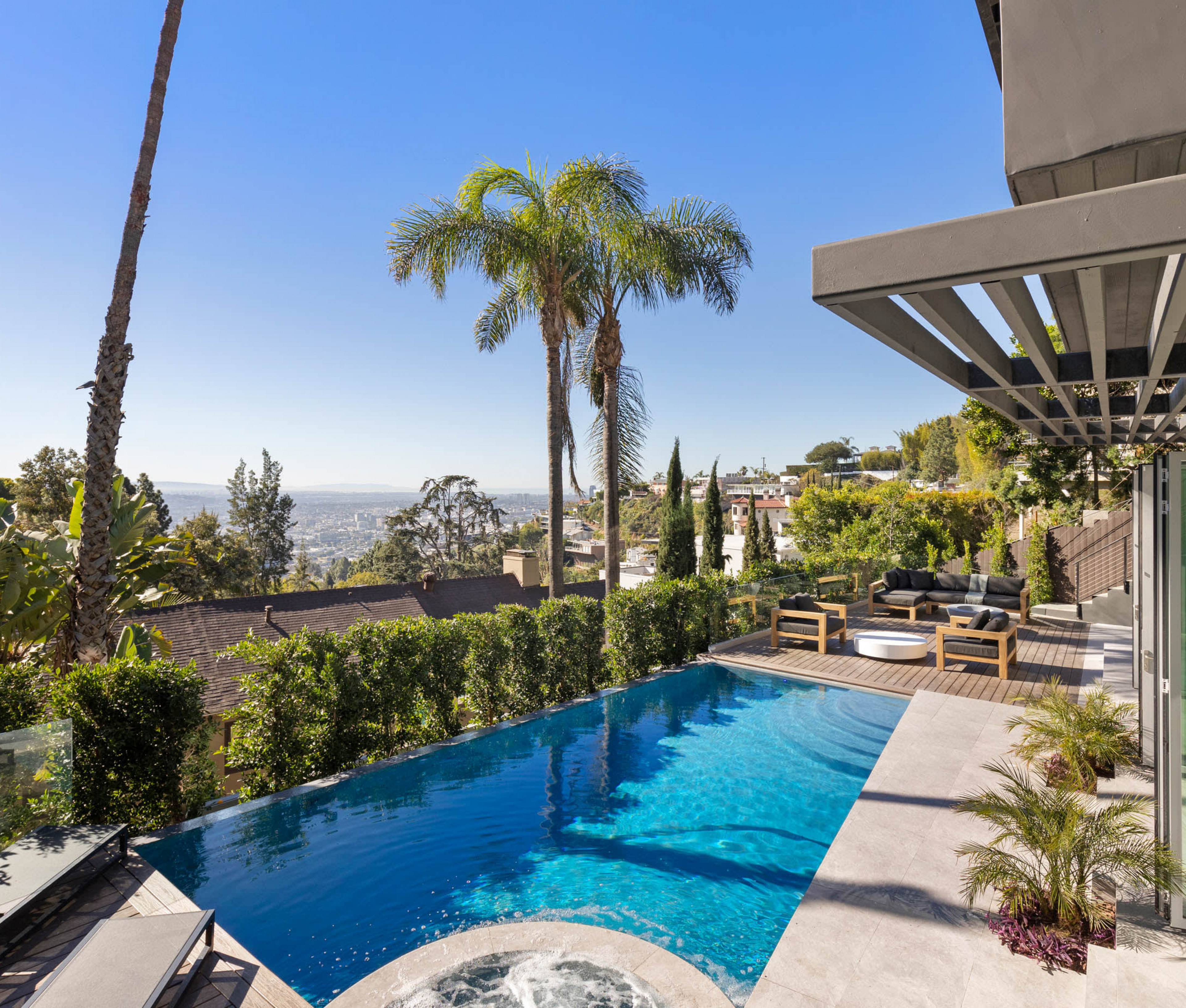 Los Angeles 185 vacation rentals with pool near disneyland
