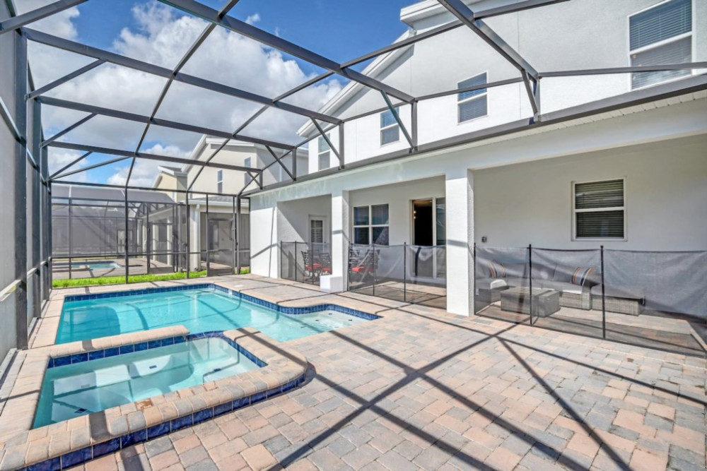 Storey Lake Resort 972