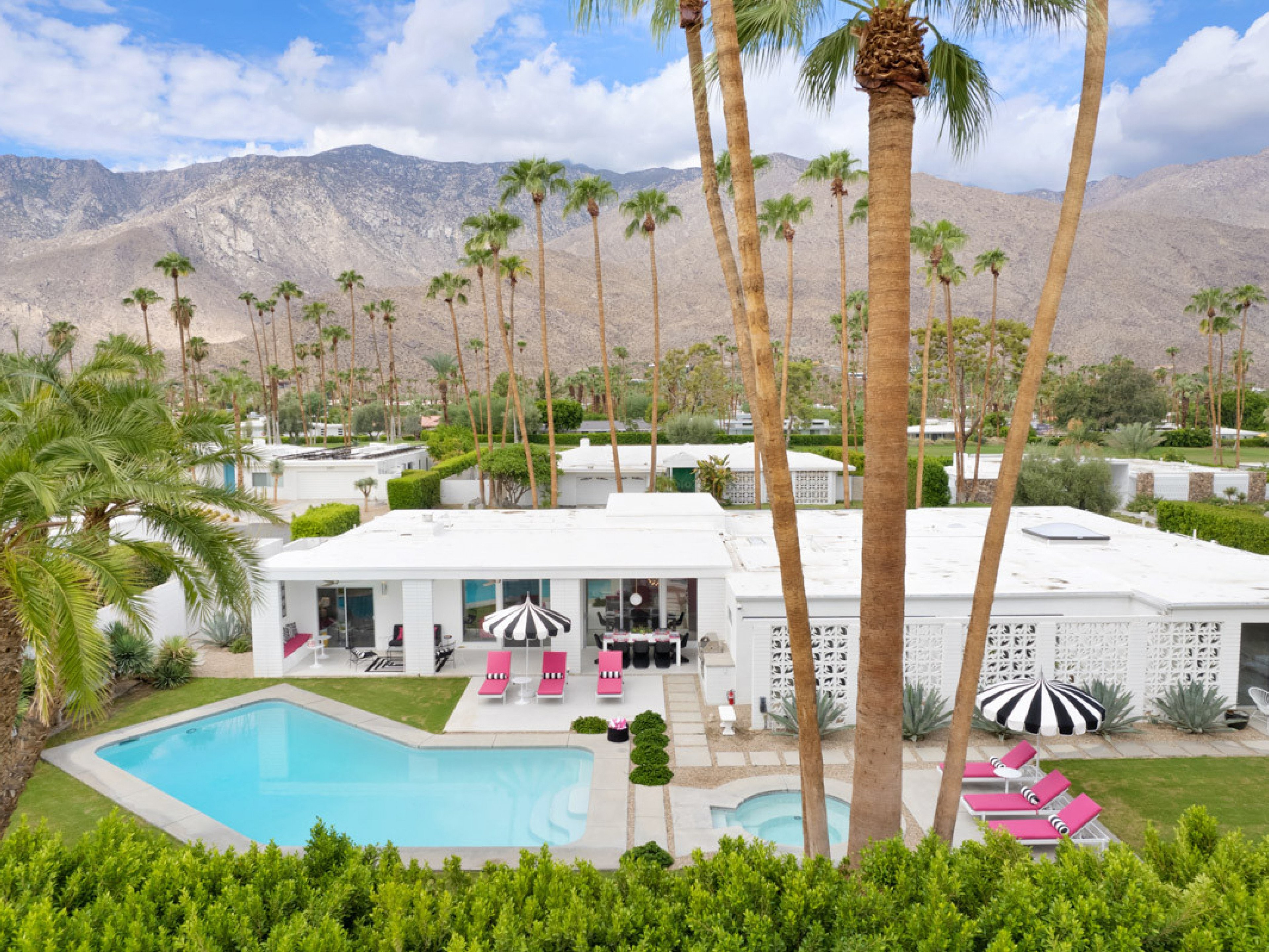 Palm Springs 163 villas near BNP Parabis Open