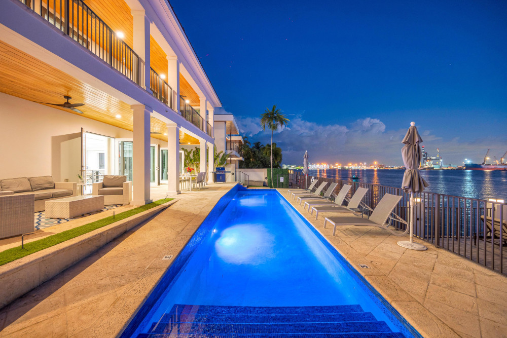 Fort Lauderdale 42