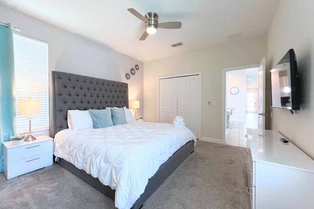 Storey Lake Resort 977