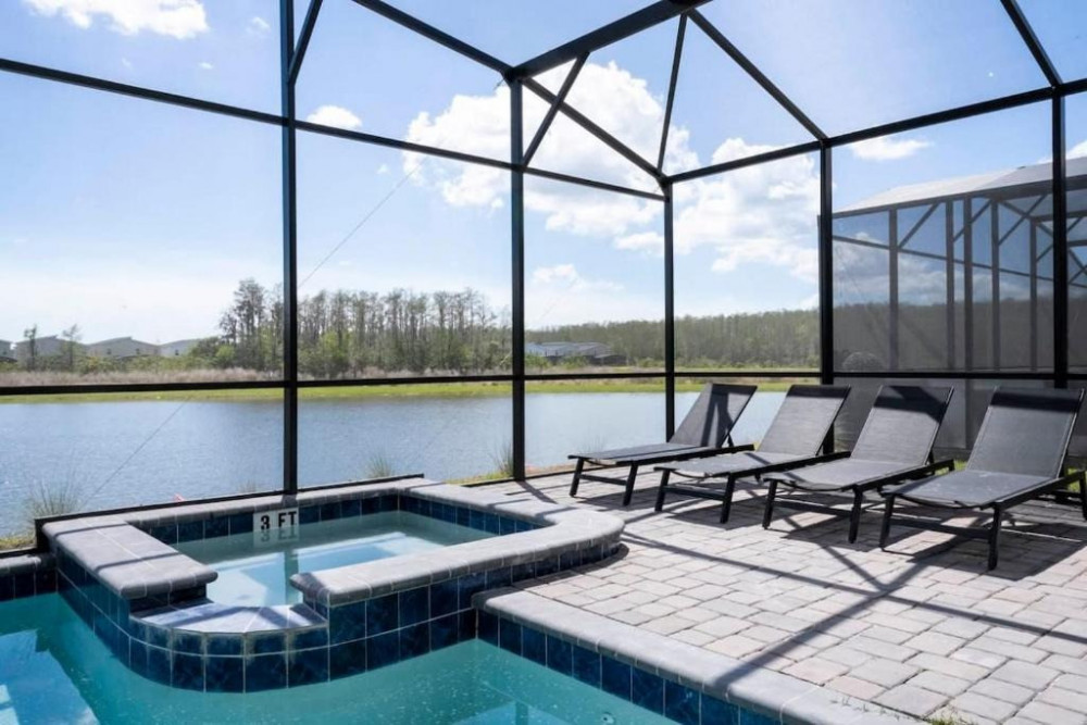 Storey Lake Resort 978