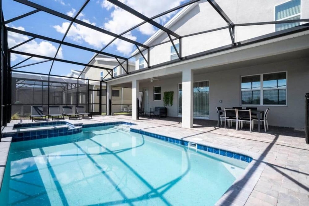 Storey Lake Resort 978