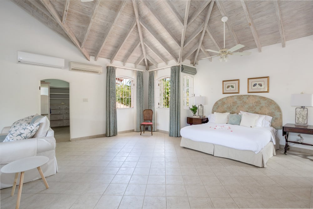 Sandy Lane - Pappagallo
