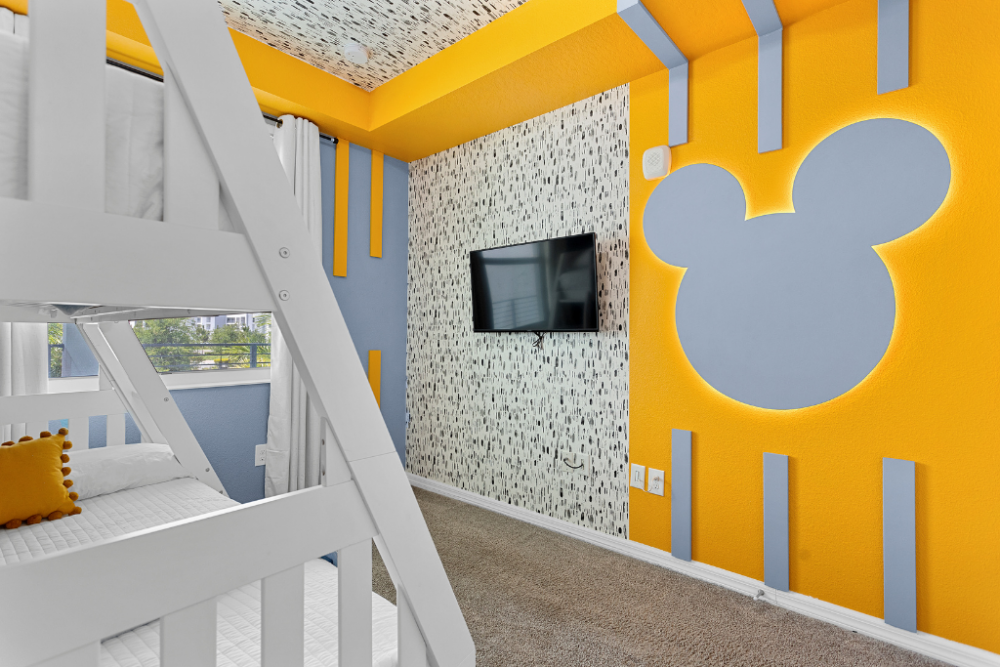 Storey Lake Resort 985