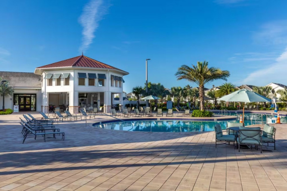 Storey Lake Resort 985