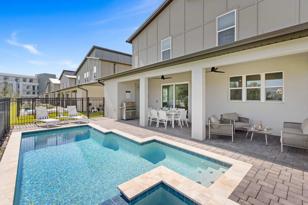 Harbor Island 24