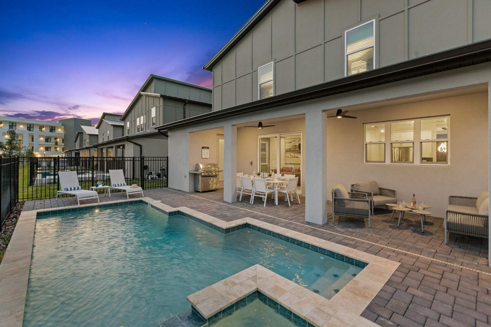 Harbor Island 24