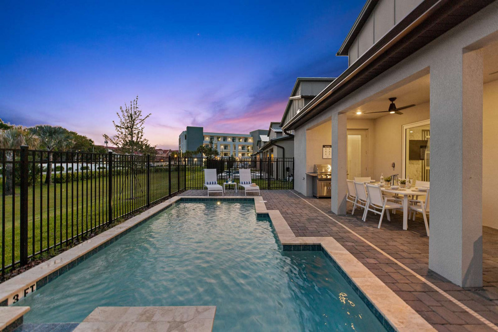 Harbor Island 24