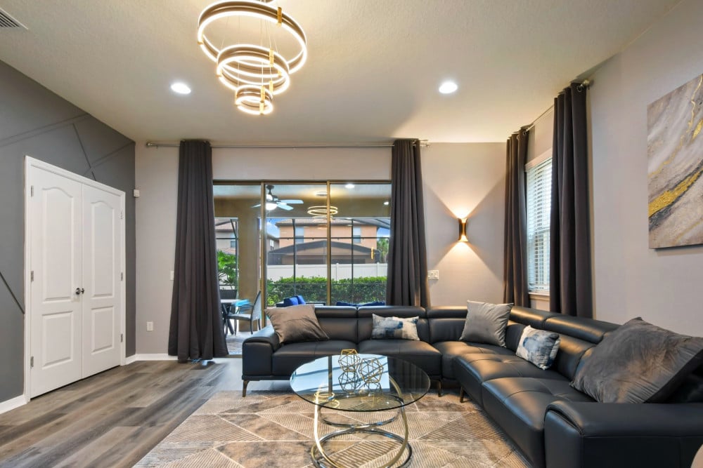 Windsor at Westside 1212