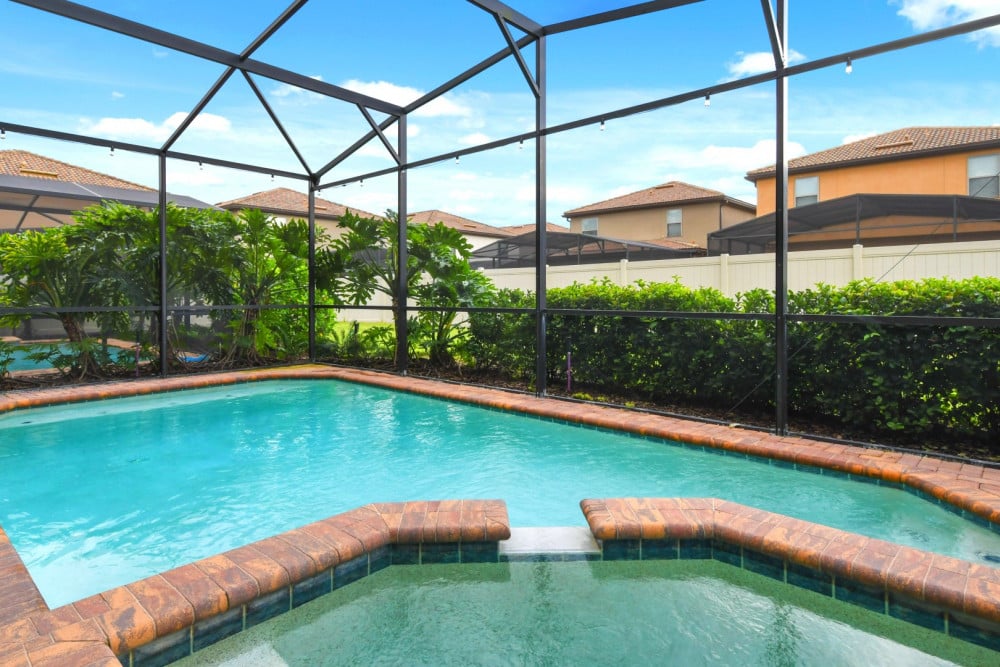 Windsor at Westside 1212