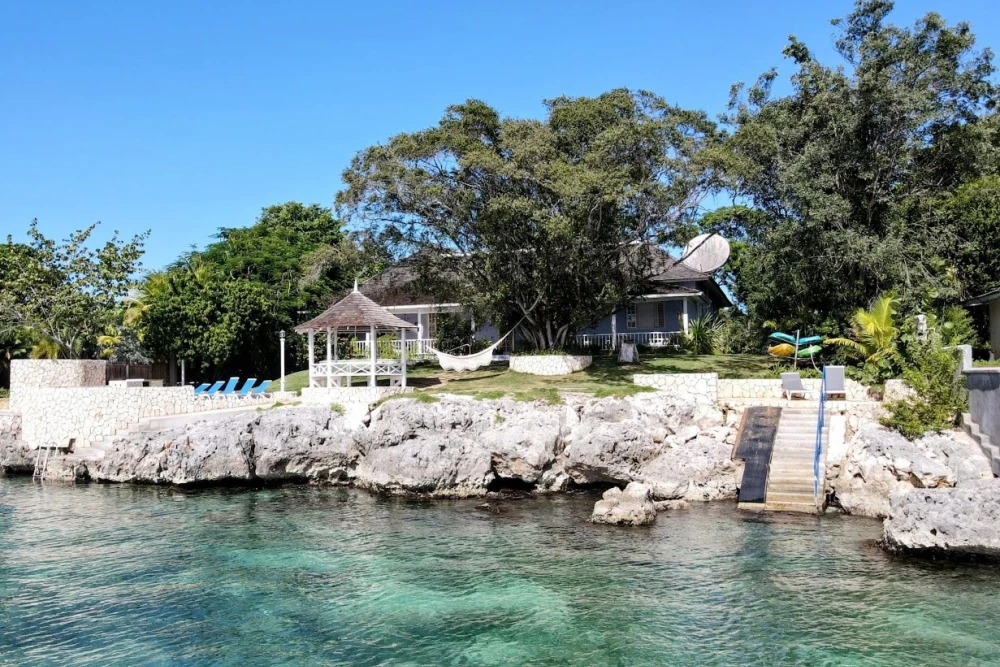Sea Haven on Discovery Bay