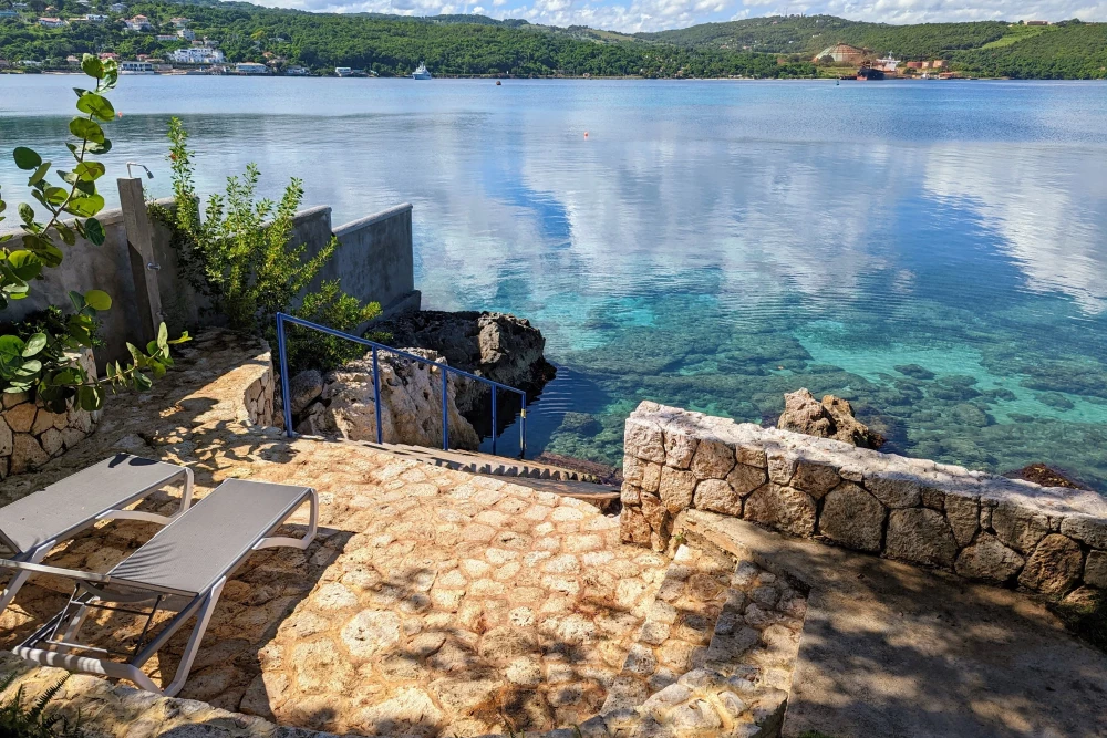 Sea Haven on Discovery Bay