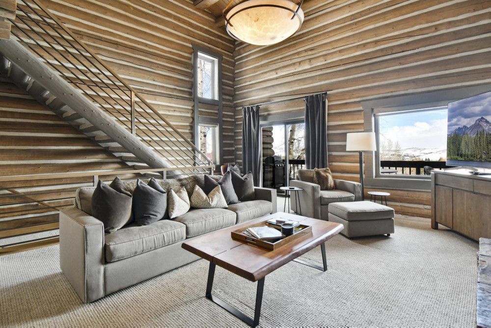 Park City 213